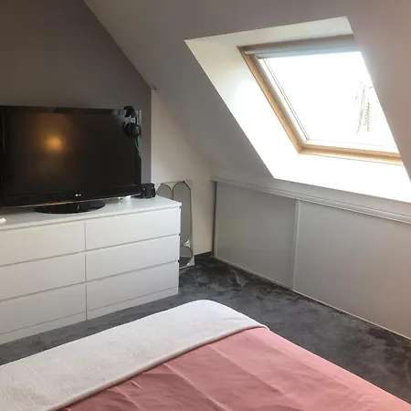 Quarto em Acomodações Particulares Evenement Circuit Des 24h Du Mans Moncé-en-Belin